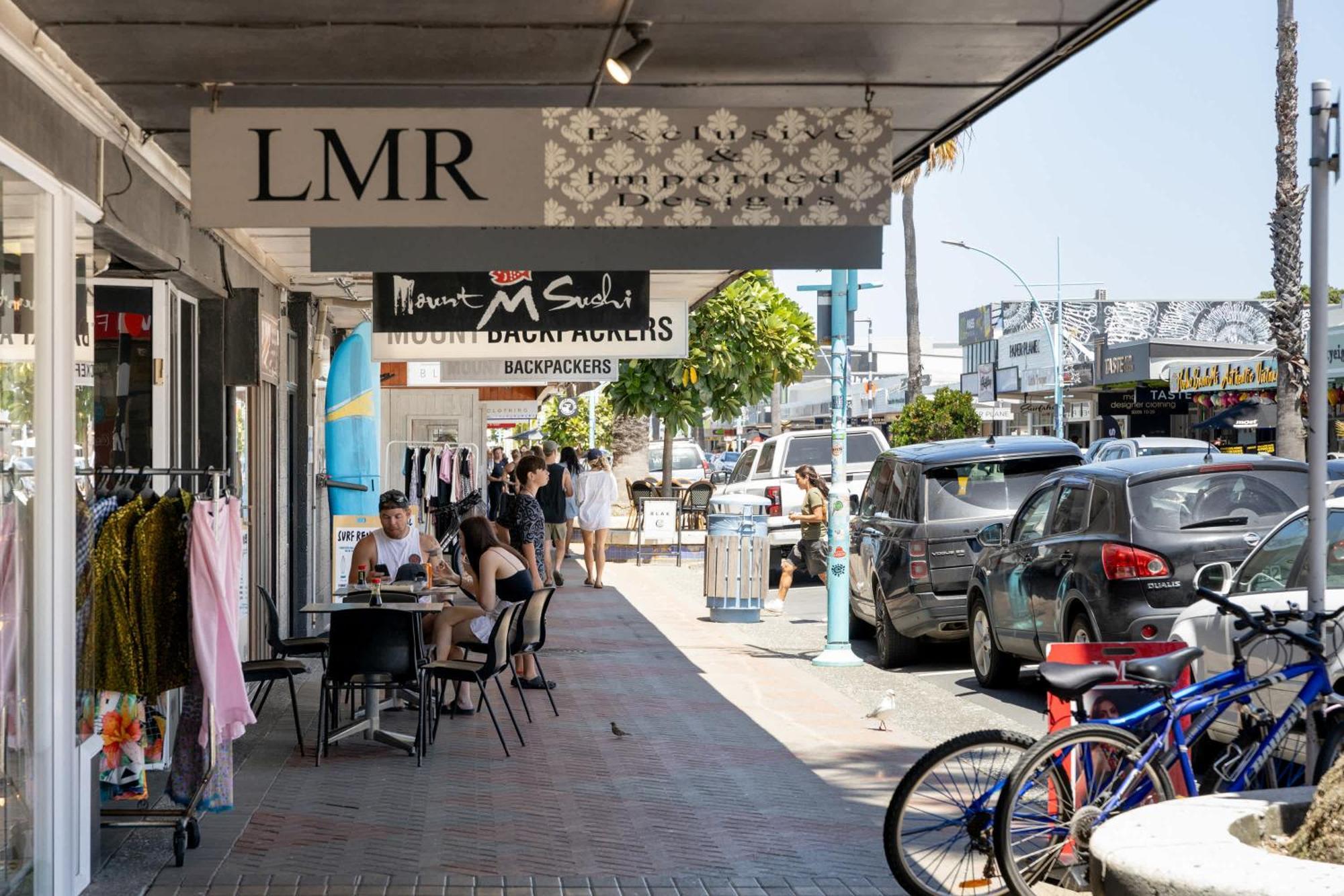 Oceanside Bliss - Absolute Beachfront - Uninterrupted Ocean Views With Pool Mount Maunganui Exterior photo